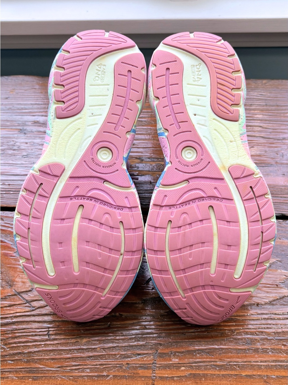 Brooks Glycerin 20 ‘Empower Her’ Women’s Running Shoe - Picture 13 of 15